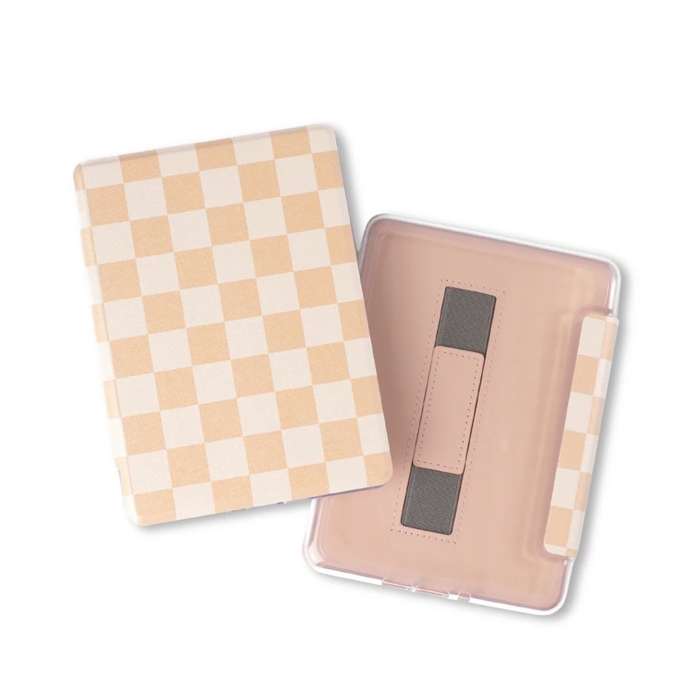 NWT Elyse Breanne Kindle Case